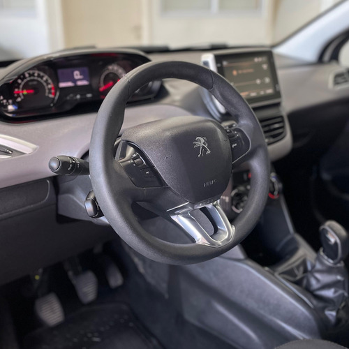 Peugeot 208 1.6 Allure