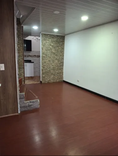 Casa 3 Niveles, Conjunto Cerrado