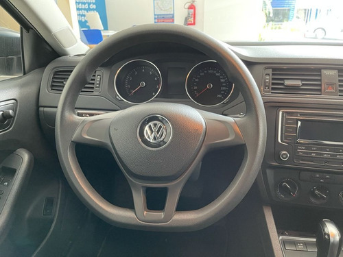 Imagen 8 de 14 de Volkswagen Jetta 2018 2.0 Tiptronic At