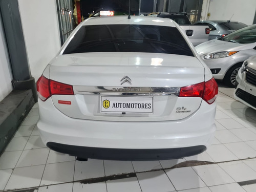 Imagen 6 de 8 de Citroen C4 Lounge Hdi 2015