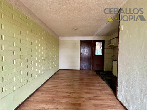 Casa En Venta De 3 Dorm. En Quilpué