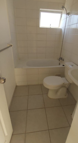 Se Vende Casa 3 Dormitorios Y 3 Baños, Limache