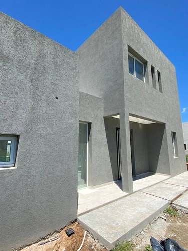 Casa Minimalista En San Ramon