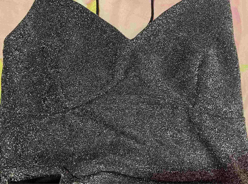 Imagen 2 de 3 de Ropa