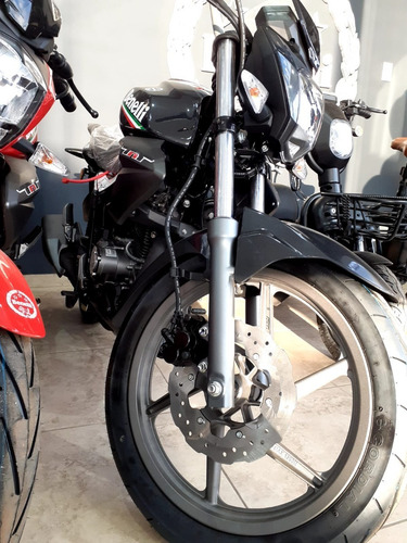 Imagen 10 de 15 de Benelli Tnt 15