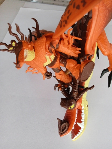 Lote De Figura Y Dragon De Cómo Entrenar A Tu Dragón (Usado)