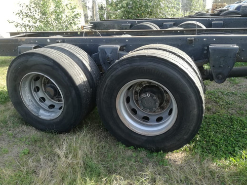 Iveco 450e 32t Rígido 4x2