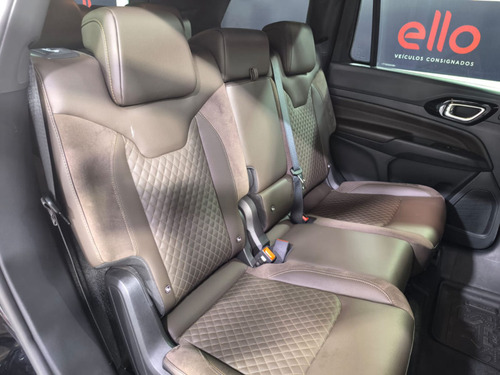 Jeep Commander 1.3 T270 TURBO FLEX OVERLAND AT6