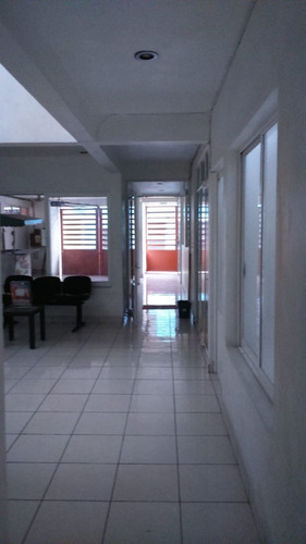 Imagen 13 de 18 de Oficina En Calle 35b