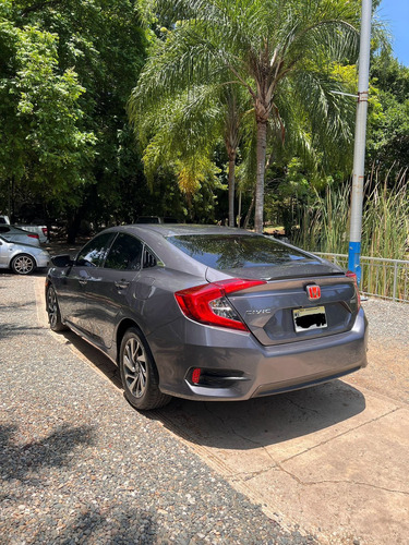 Honda Civic 2018 Negociable