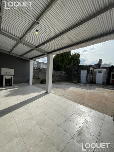 Casa En Zona Residencial De Santo Tome