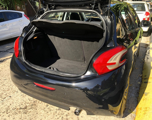 Peugeot 208 1.6 Feline