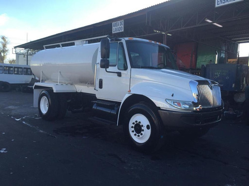 International 4400 Pipa 10,000 Lts Blanco