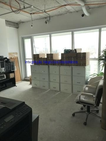 Imagem 6 de 14 de Conjunto Comercial 34m², 01 Banheiro E 01 Vaga Na Garagem. Condomínio Com Recepção E Segurança 24hrs. Excelente Localização - 19042508 - 33879947