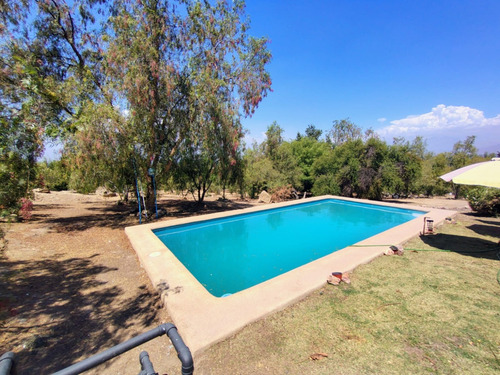 Vende Amplia Casa Estilo Colonial De 210m2 En Parcela 5d,4b