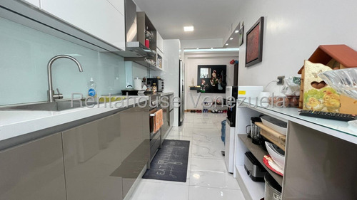 25-18868 Apartamento En Venta Caurimare (ya)