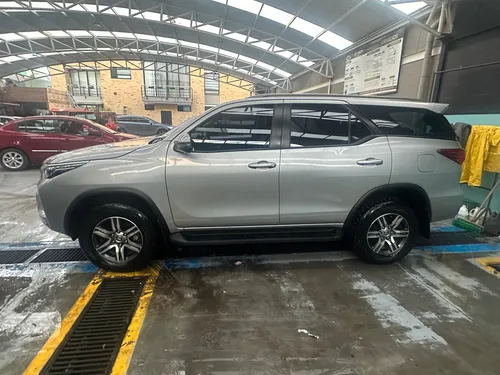 Toyota Fortuner 2.4 Street At 7As