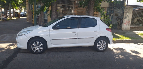 Peugeot 207 2013 1.4 Allure 75cv