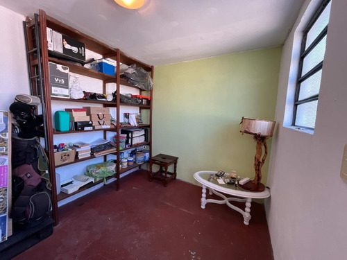 Imagen 10 de 19 de Venta Ph De Tres Dormitorios Y Patio. Tolosa