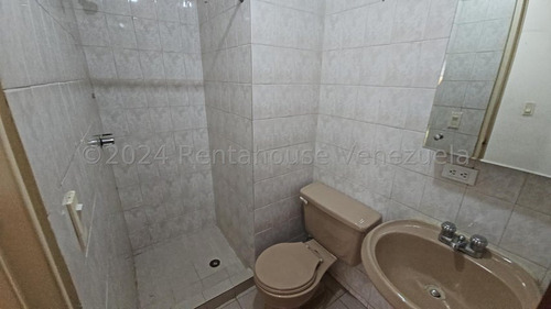 Apartamento Para Remodelar La Urbina Db Mls #24-24955