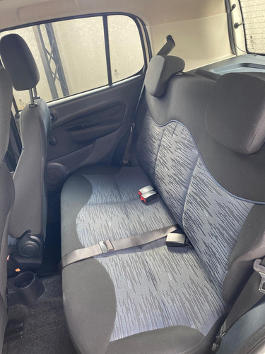 Fiat Uno 1.0 EVO ATTRACTIVE 8V FLEX 4P MANUAL