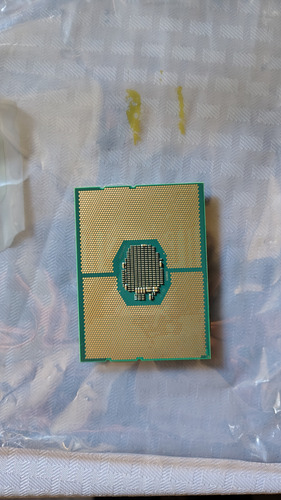 Intel Xeon Silver 4208 / 8 Núcleos / 16 Hilos Hasta 3.2ghz (Usado)