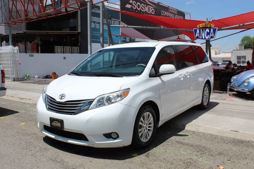 Imagen 1 de 15 de Toyota Sienna 2011 5p Xle Aut