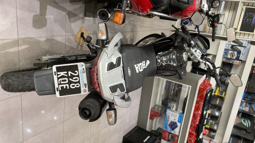 Imagen 7 de 9 de Honda Falcon 400
