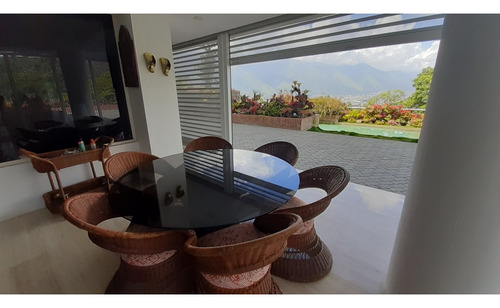 Venta Apartamento 665m2 4h/4b/3p Colinas Del Tamanaco