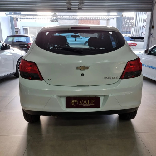 Chevrolet Onix 1.4 MPFI LTZ 8V FLEX 4P MANUAL