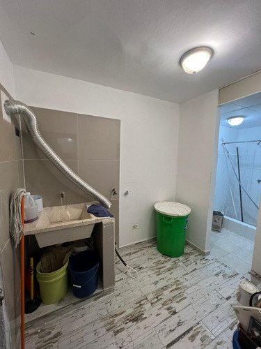 Vendo Atractivo Apartamento 1er Piso En El Cacique Pasos De