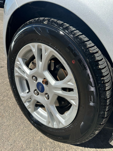 Ford Fiesta Kinetic 1.6 S Plus 120cv