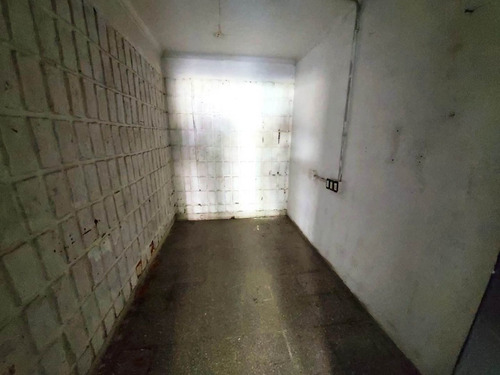 Imagen 4 de 6 de Local Comercial Centrico En Venta En #trenquelauquen