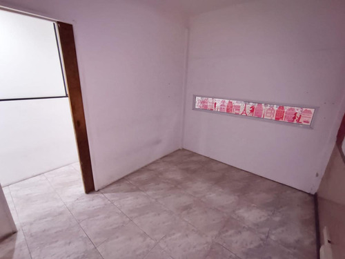 Imagen 6 de 13 de Local 60 M2 S/avda *oportunidad*