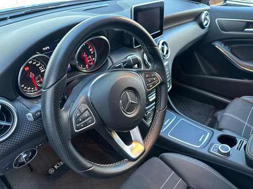 Mercedes-Benz Clase A 1.6 A200 Urban 156cv