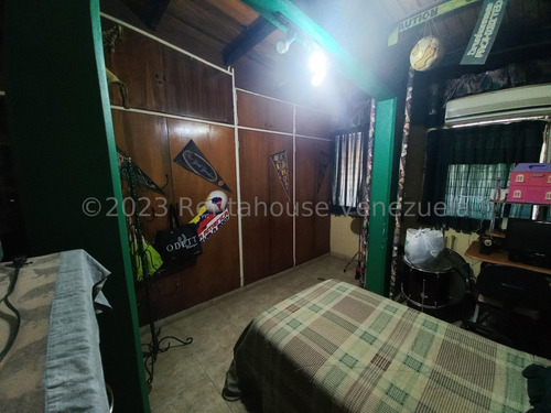 Apartamento En Venta Centro De Acarigua - #24-3610 Rah