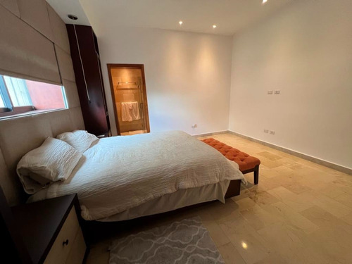 Apartamento-alquiler-naco. Us$2,000.00