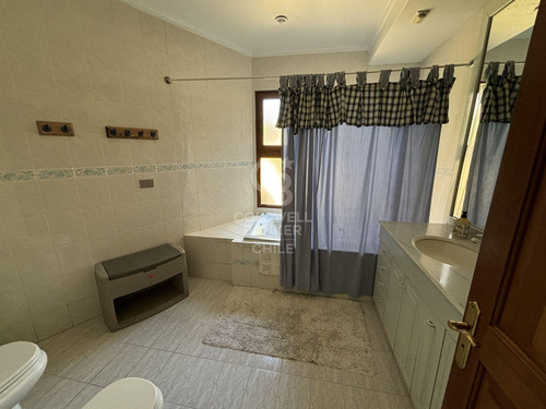 Exclusiva Casa En Venta En Las Pataguas, Lo Barnechea