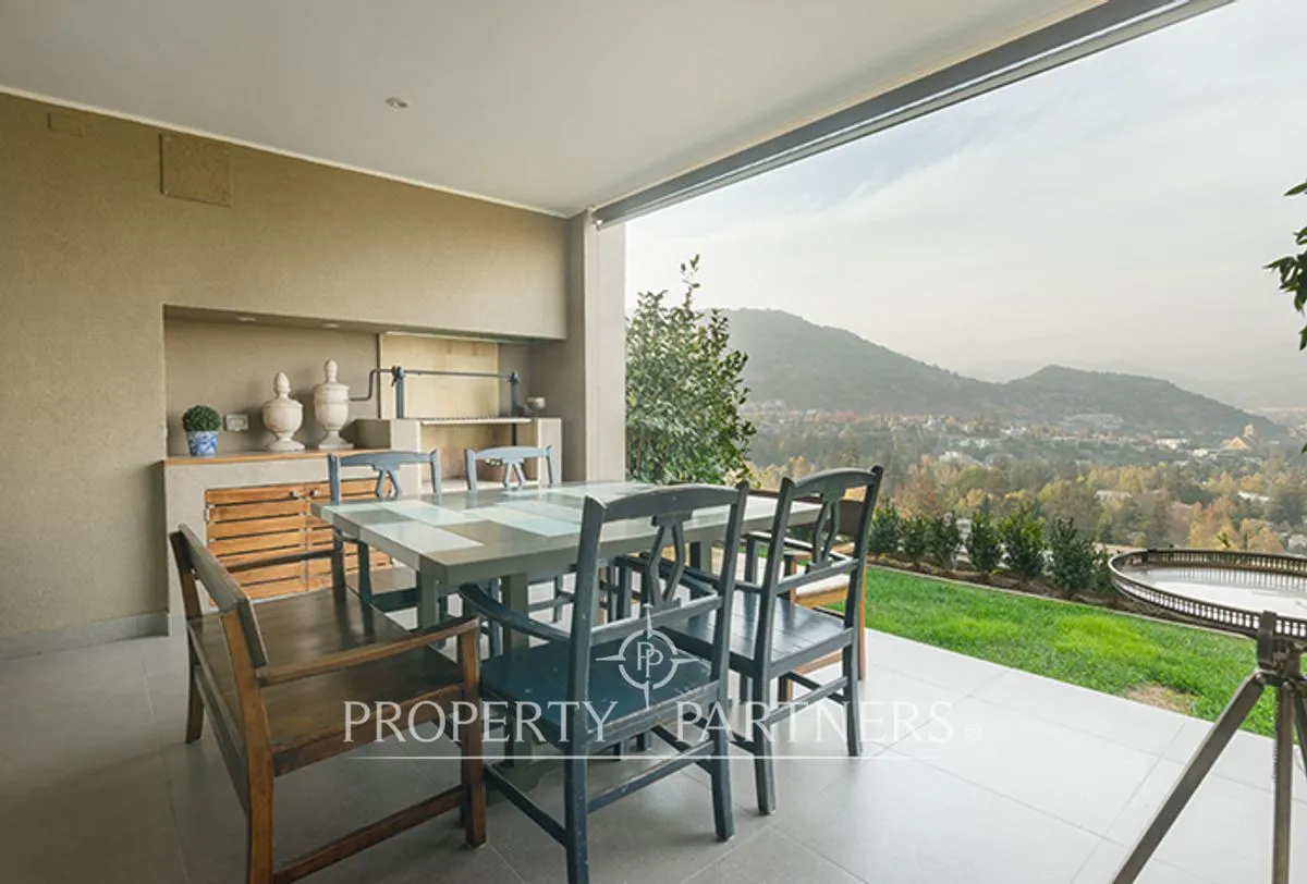 Imagen 4 de 13 de Venta De Departamento Con Amplio Basement Y Jardín...