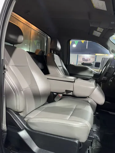 Ford F-250 XL SUPER DUTY