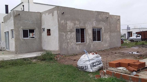 Imagen 11 de 14 de Casa En Venta Domselaar San Vicente A Terminar Oportunidad