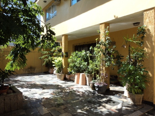 Casa Para Aluguel, 5 Dormitórios, Cavaleiros - Macaé - 1088