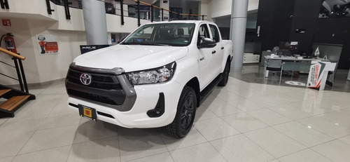 Imagen 7 de 15 de Toyota Hilux 2021 2.7 Cabina Doble Sr Mt