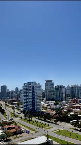 Venta Apartamento Brava 1 Dormitorio 1 Baño, Piso 6, Vista Al Mar, Edificio Vanguardia, Punta Del Este Uruguay Id 14