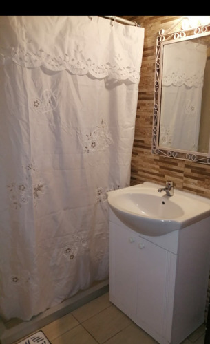 Casa 2dormitorios Maximo Gómez Y Burges