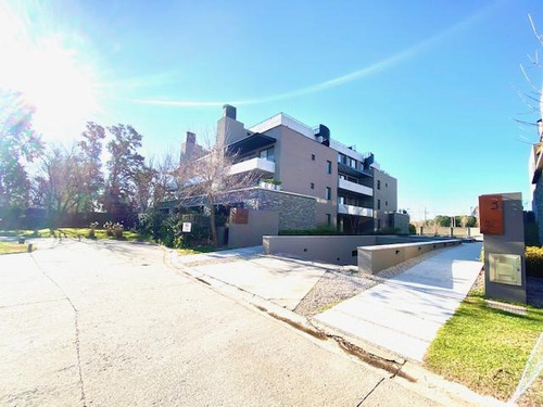 Imagen 19 de 24 de Excelente Departamento En Venta De 4 Ambientes Con Jardin Y Parrilla En Pb
