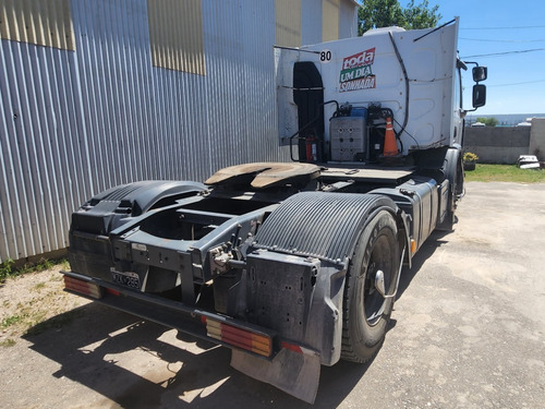 Imagen 4 de 25 de Renault 380 Automatico Mod 2013