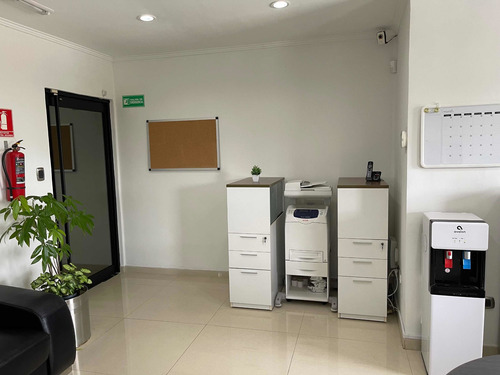 Imagen 15 de 29 de Oficina En Alquiler Torre Stratos 55 Mts2 Totalmente Equipada Av Bolivar Norte Valencia Trato Directo Con El Propietario.