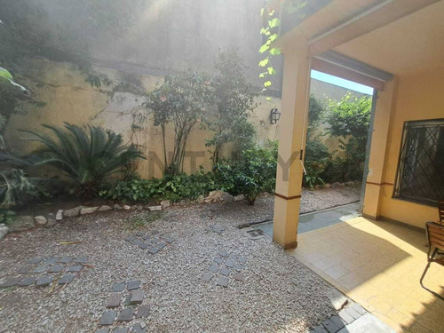 Residencia Geriatrica En Venta En Lanus