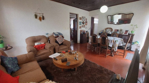 Venta Cómoda Y Sólida Casa Buen Sector Residencial V Alemana